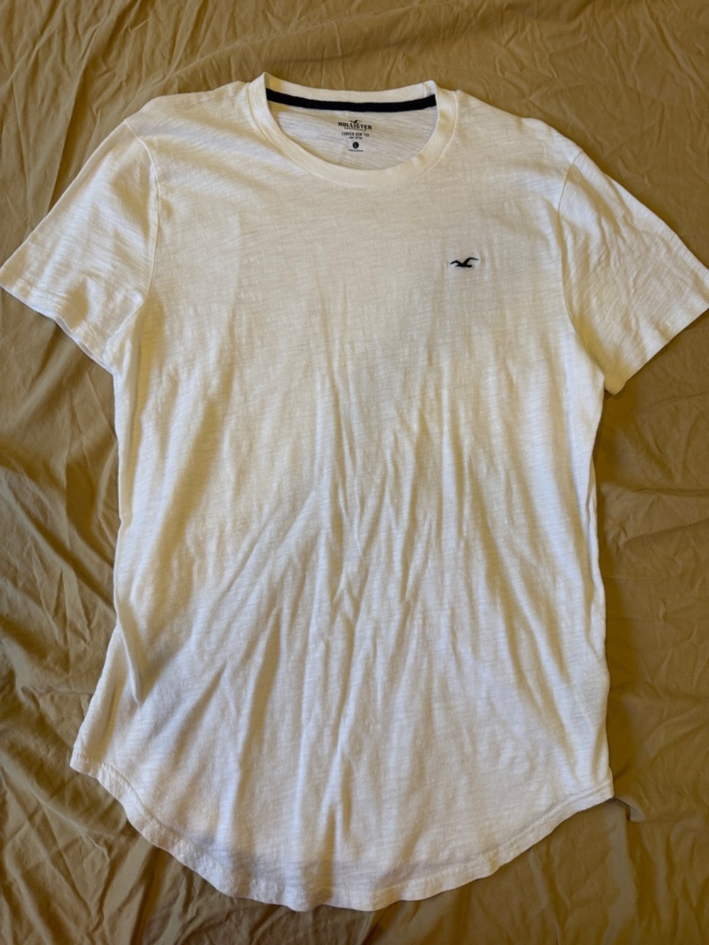 Hollister White Short Sleeve Crew Neck Tee with Navy Logo